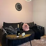 Διαμέρισμα Novia & Free Parking & Self Check In Ρίγα