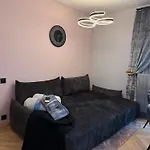 Novia & Free Parking & Self Check In Διαμέρισμα