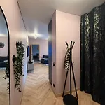 Apartmán Novia & Free Parking & Self Check In