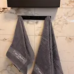 Novia & Free Parking & Self Check In Apartmán *