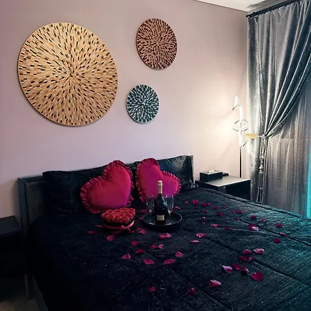 Novia & Free Parking & Self Check In Riga