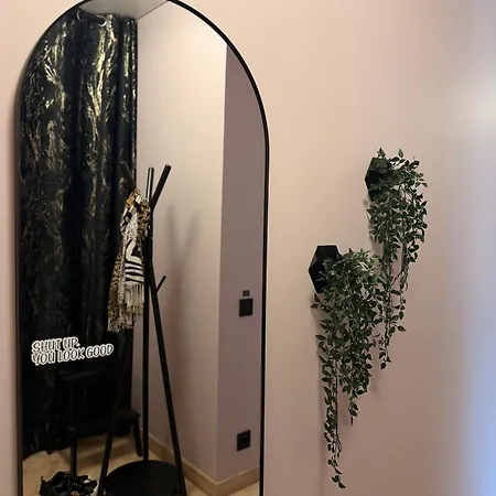 Dzīvoklis Novia & Free Parking & Self Check In