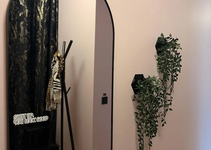 Dzīvoklis Novia & Free Parking & Self Check In